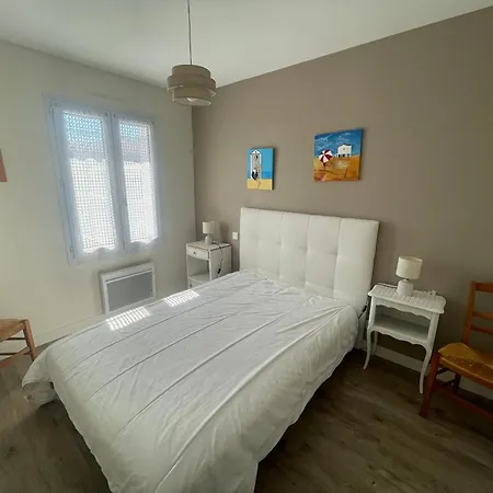 Prázdninový dům Maison 2 Avec Jardin Et Terrasse Proche - Fr-1-92-879 *