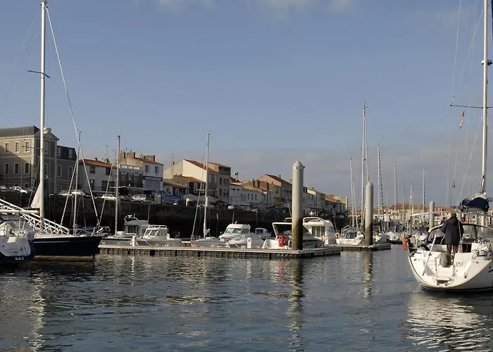 Casa vacanze Maison 2 Avec Jardin Et Terrasse Proche - Fr-1-92-879 *